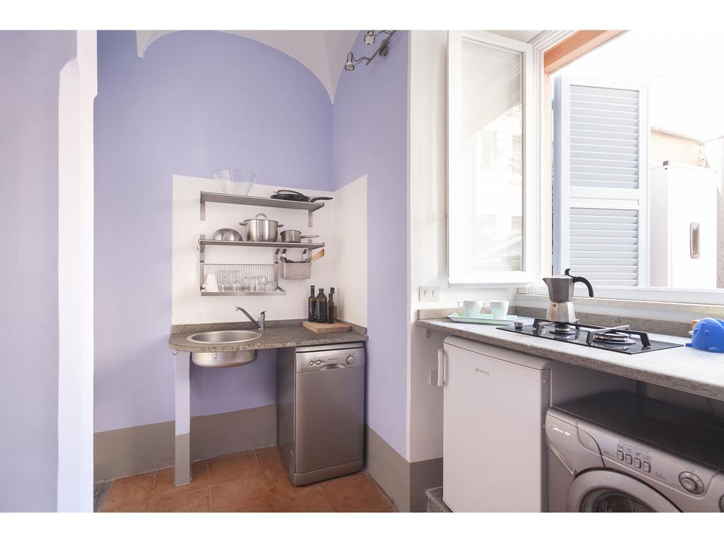 Apartment Via Farina * Rom